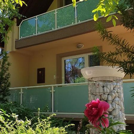 Keller Apartmanok Hajdúszoboszló Exterior foto
