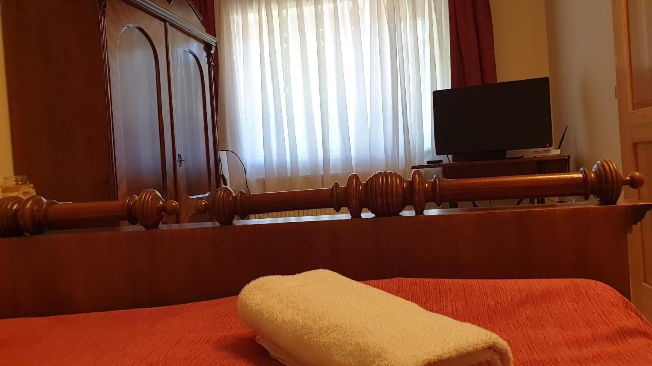 Keller Apartmanok Hajdúszoboszló Exterior foto