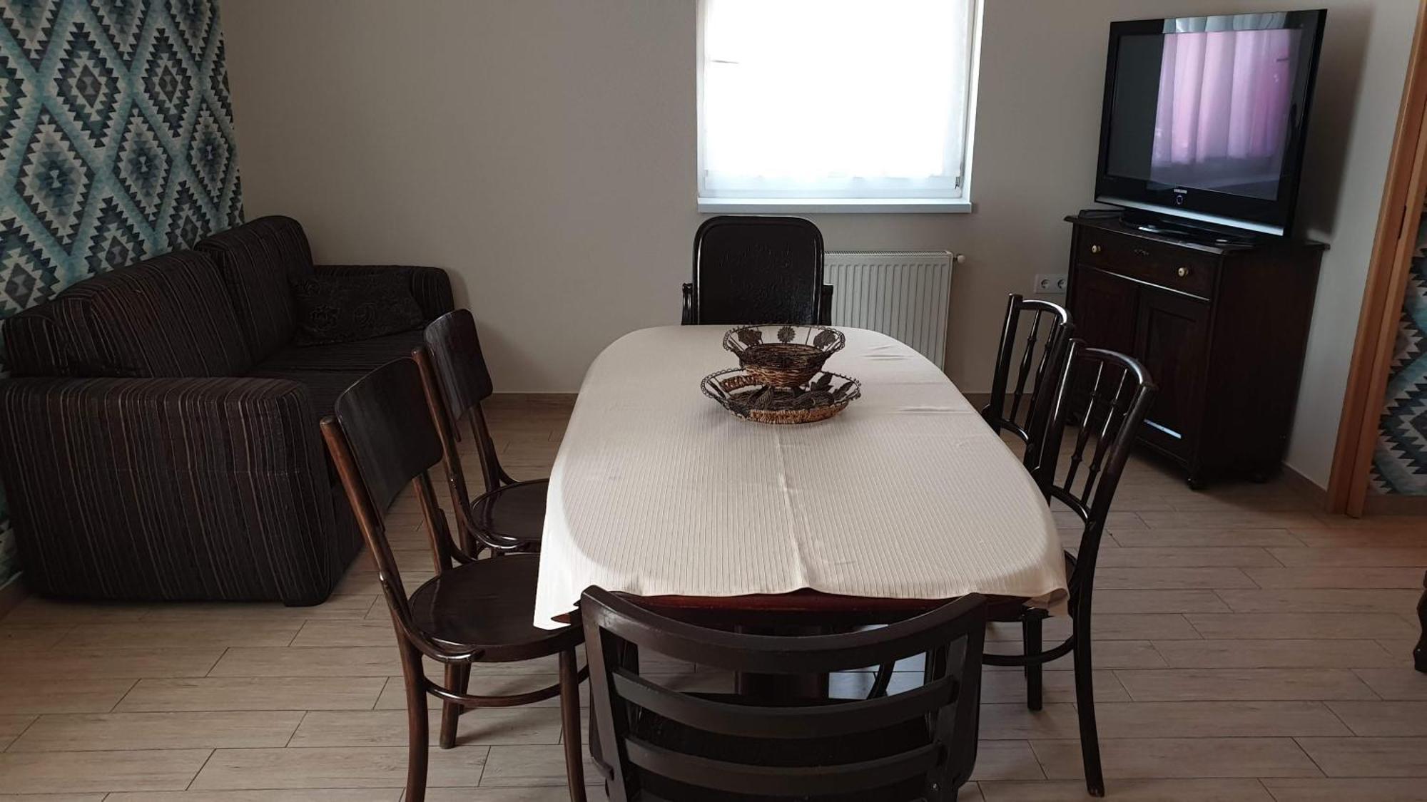 Keller Apartmanok Hajdúszoboszló Cameră foto